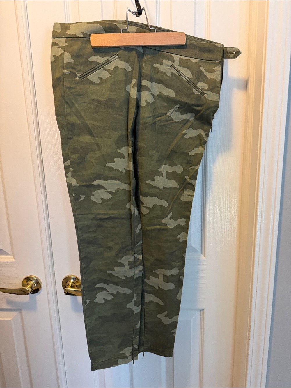 GAP Olive Green Camo Skinny Pants